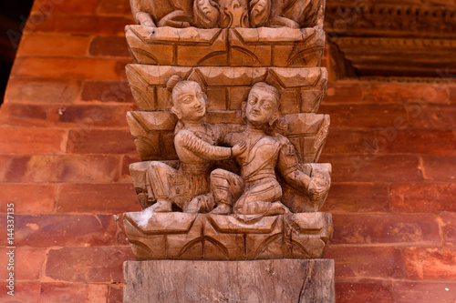 Bilde på lerret woodcraved pillers of Kamasutras in Temples in Nepal, the art of sensual relatio