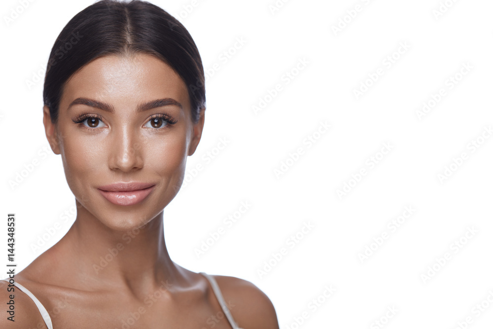 Beauty Cosmetics. Beautiful Young Woman With Perfect Makeup - obrazy, fototapety, plakaty 