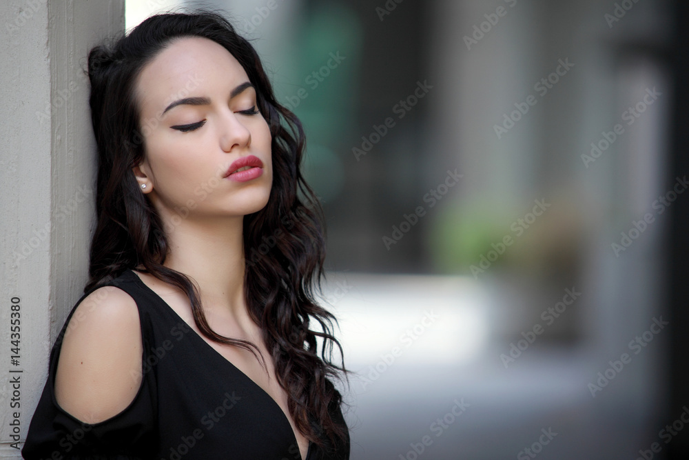 Beautyful girl in urban background Beautyful girl in urban background
