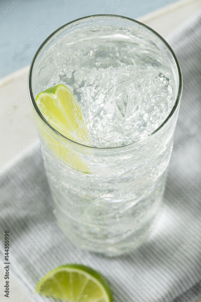 Refreshing Hard Sparkling Water Refreshing Hard Sparkling Water