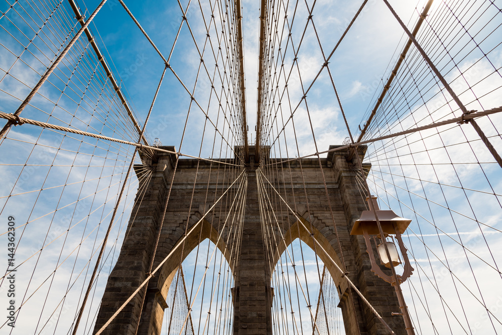 Fototapeta premium View on the wire suspension of Brooklyn Bridge in New York