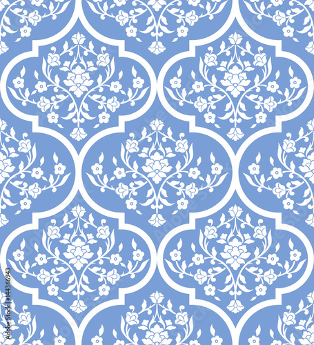 Vector damask seamless pattern background. Classical luxury old fashioned damask ornament, royal victorian seamless texture for wallpapers, textile, wrapping. Exquisite floral baroque template.