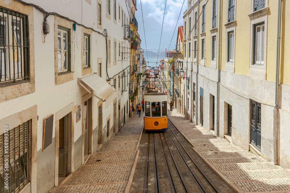 Obraz premium Lisbon. Old tram.