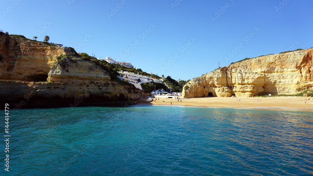 Fototapeta premium algarve by the sea