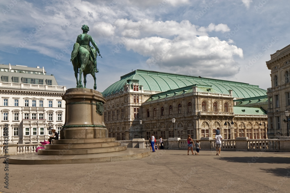 Fototapeta premium Vienna, Austria - tourists in the old town.