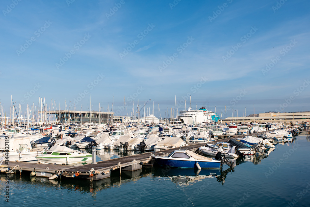 Hafen von Denia Spanien