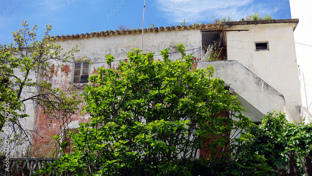 Fototapeta premium rotten building