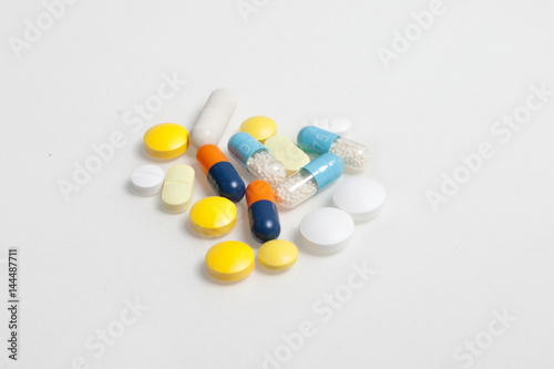 Tabletki - lek medyczny, medykamenty 