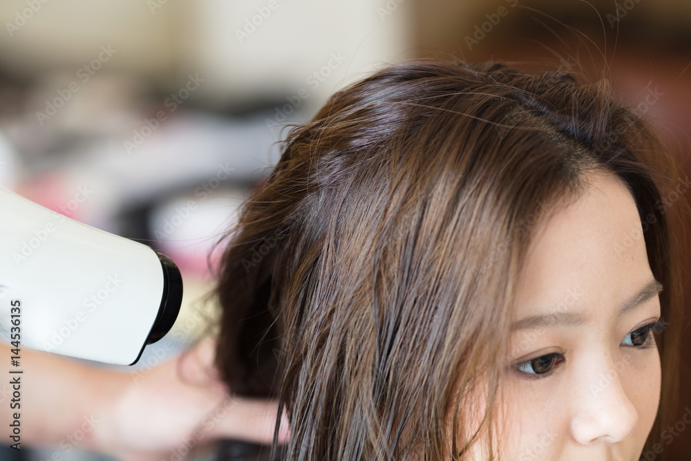 Fototapeta premium ヘアサロン メイクヘアーイメージ