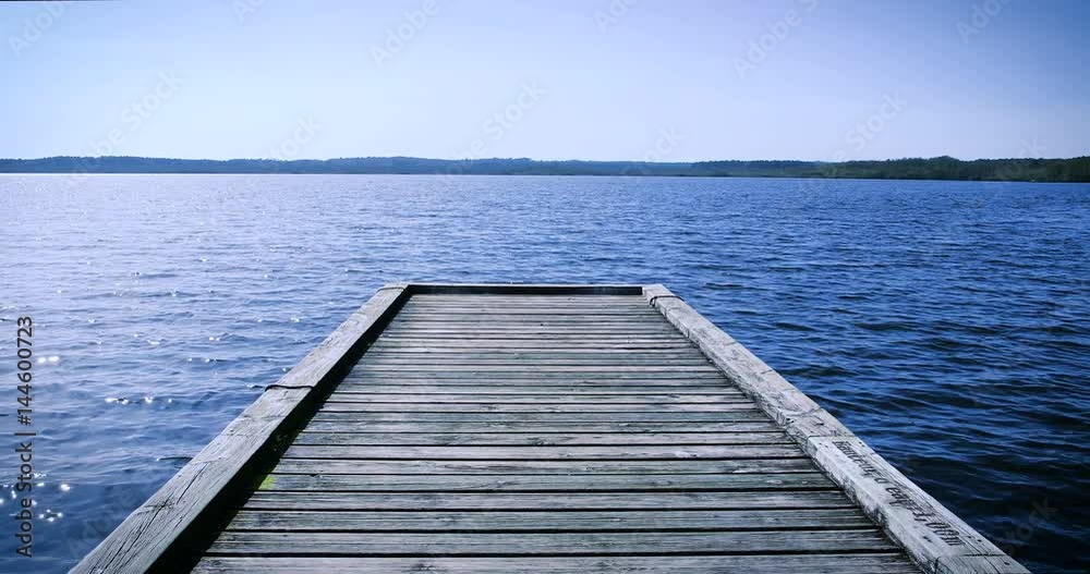 ponton sur l'eau, ambiance zen ponton sur l'eau, ambiance zen