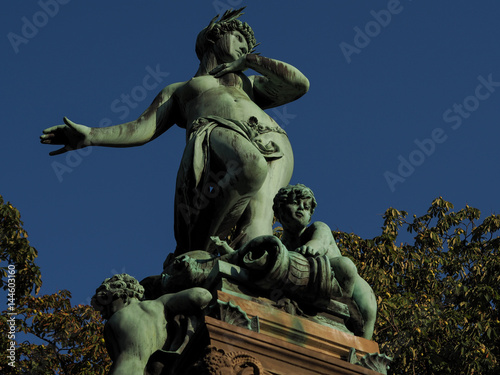 Stuttgart Galateabrunnen, Eugensplatz, Skluptur photo