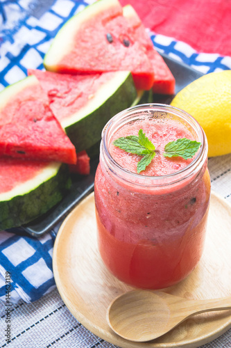 watermelon smoothie refresher tasty of summer, the health benefits of watermelon smoothie