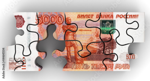 Пачка российских банкнот в виде несобранной головоломки