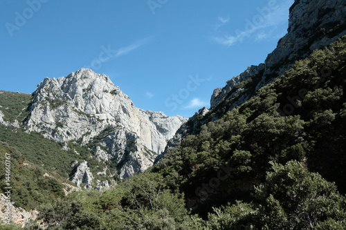 Gorges de Galamus dans les Corbières, Occitanie dans le sud de la France © arenysam