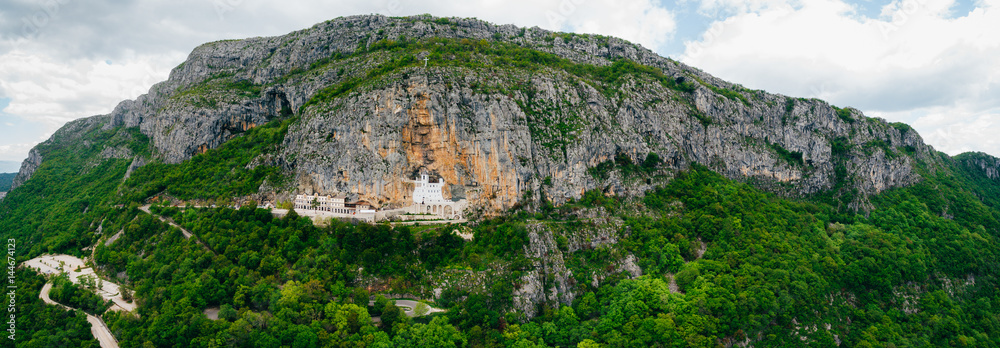 Obraz na płótnie Ostrog monastery in Montenegro. The unique monastery in the rock. w salonie