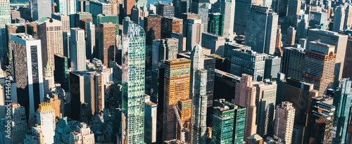 Aerial view of Manhattan skyscrapers © Tierney