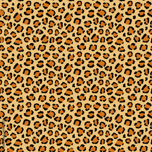 Seamless leopard pattern.
