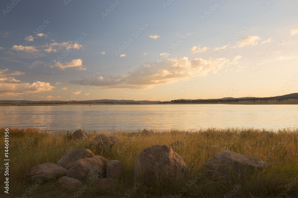 Fototapeta premium Lake Leslie near Warwick, Queensland in the late afternoon.