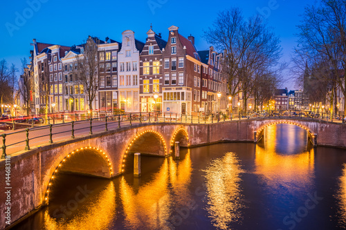 Fototapeta Naklejka Na Ścianę i Meble -  Night view of Amsterdam city skyline at night in Netherlands