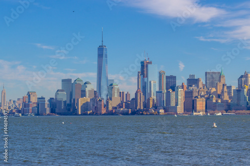 Manhattan view from liberty island © PnPy