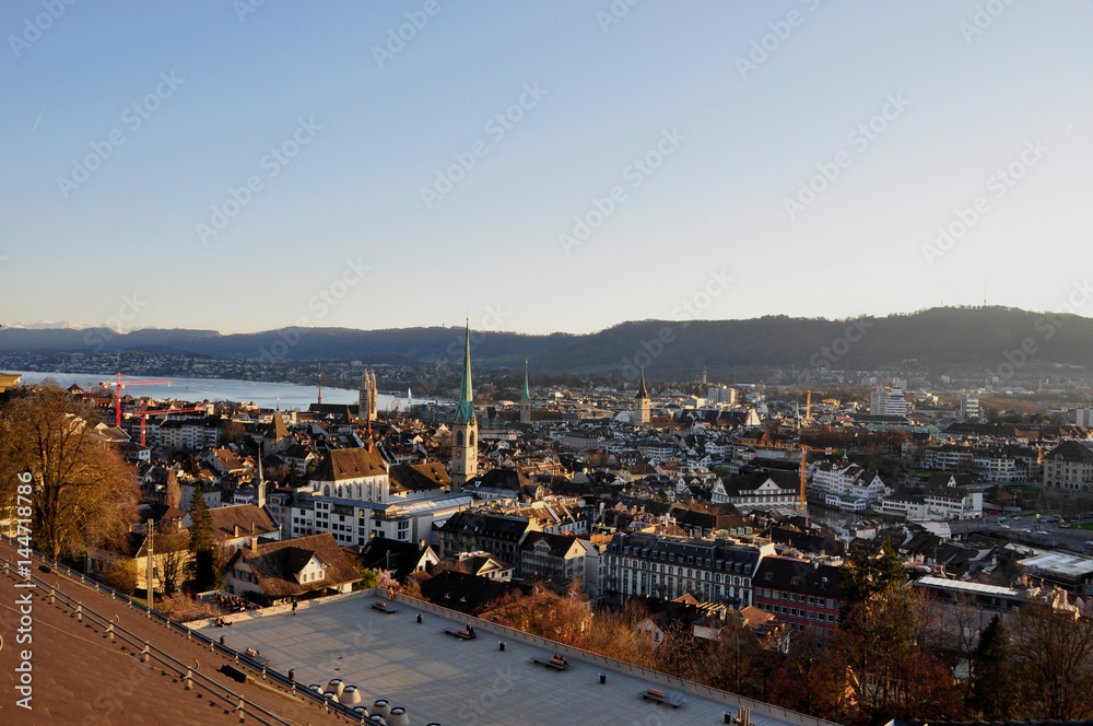 Panorama der Altstadt von Zürich von der ETH Dachterasse