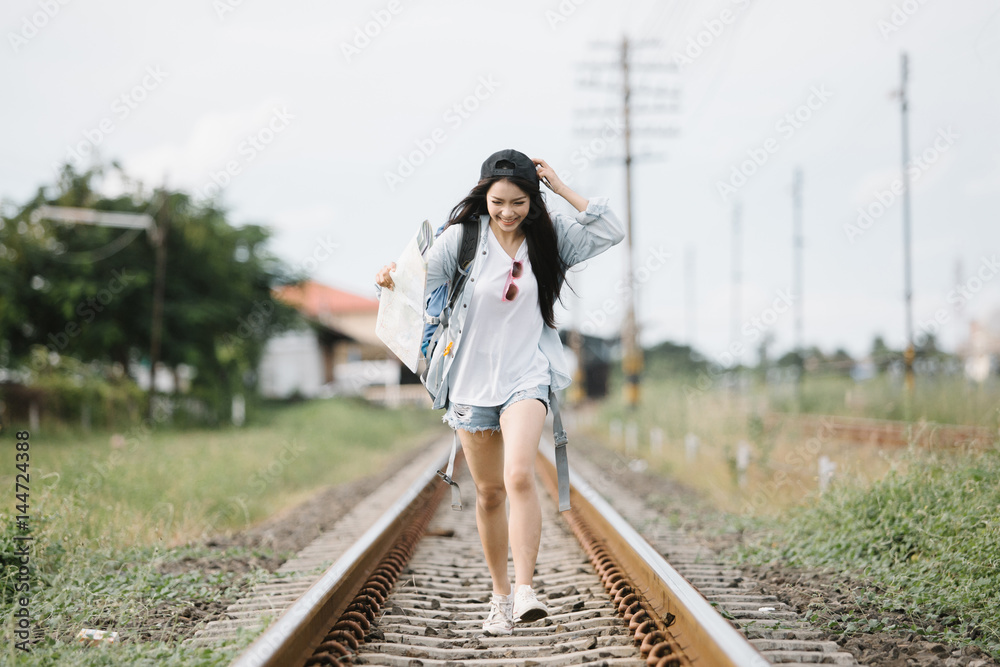 Obraz premium Beautiful Asia woman traveler,travel concept
