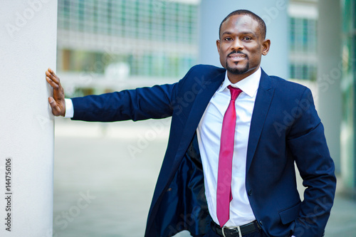  Confident black businessman outdoor