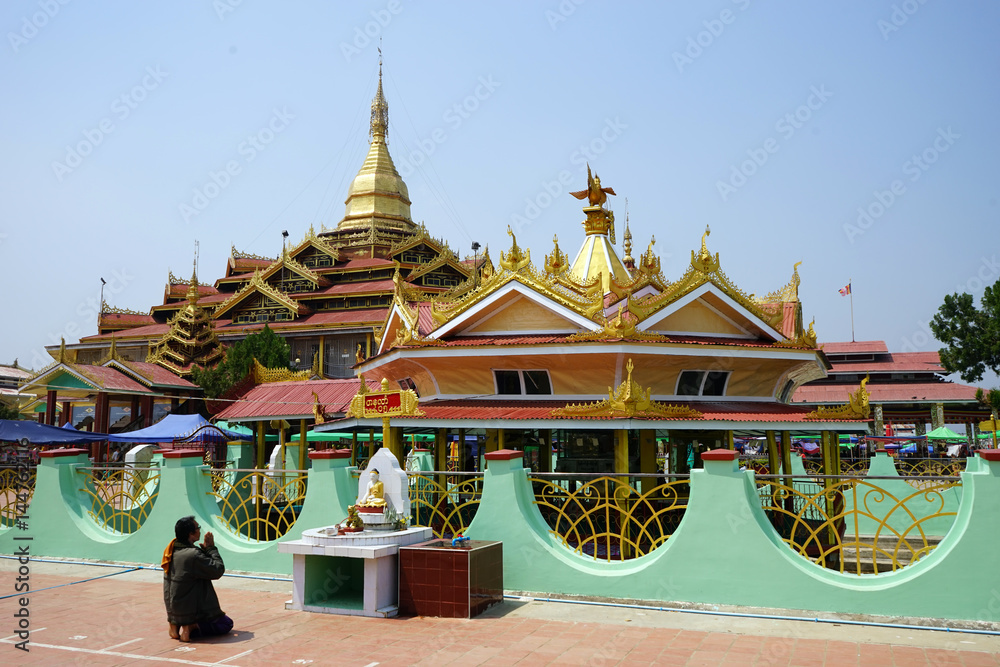 The Phaung Daw Oo pagoda