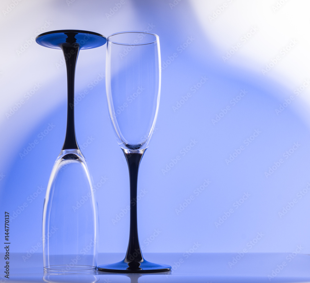 Silhouette champagne glasses black and white Silhouette champagne glasses black and white