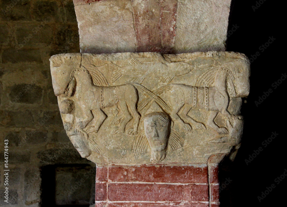 chiesa romanica di San Secondo presso Cortazzone (Asti); capitello