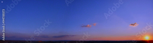 Wallpaper Mural Sun and moon. Torontodigital.ca