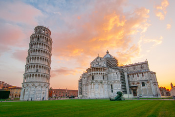 Fotobehang De scheve toren Torre di Pisa in Toscane  © Samuele Gallini