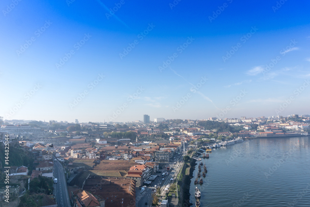 Fototapeta premium PORTO, PORTUGAL - November 17, 2016. old town of Porto and river, Portugal, Europe, is the second largest city in Portugal, has a population of 1.4 million.