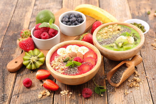 smoothie bowl with ingredients