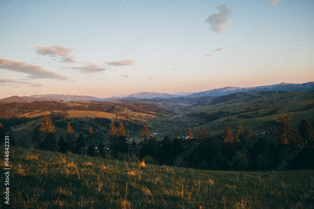 Obraz premium Beautiful view to the mountains