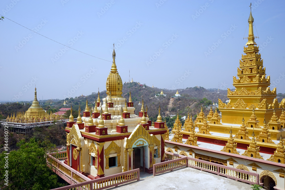 Fototapeta premium Stupas