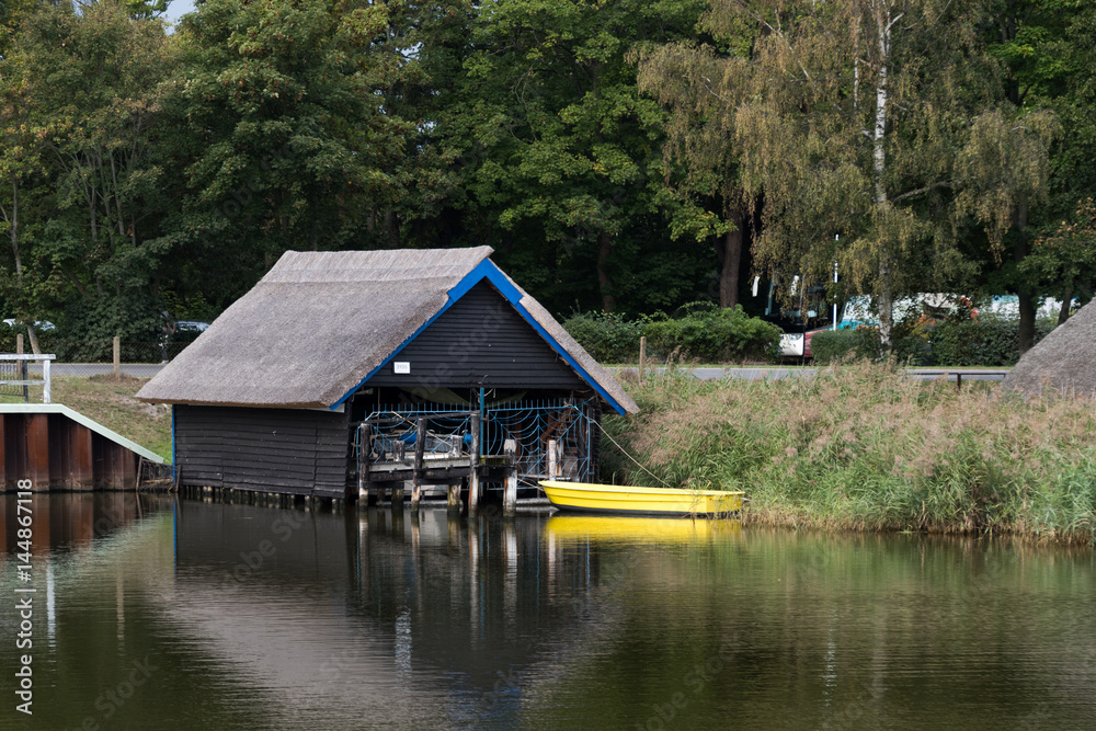 Fototapeta premium Fischerhütte am Darß