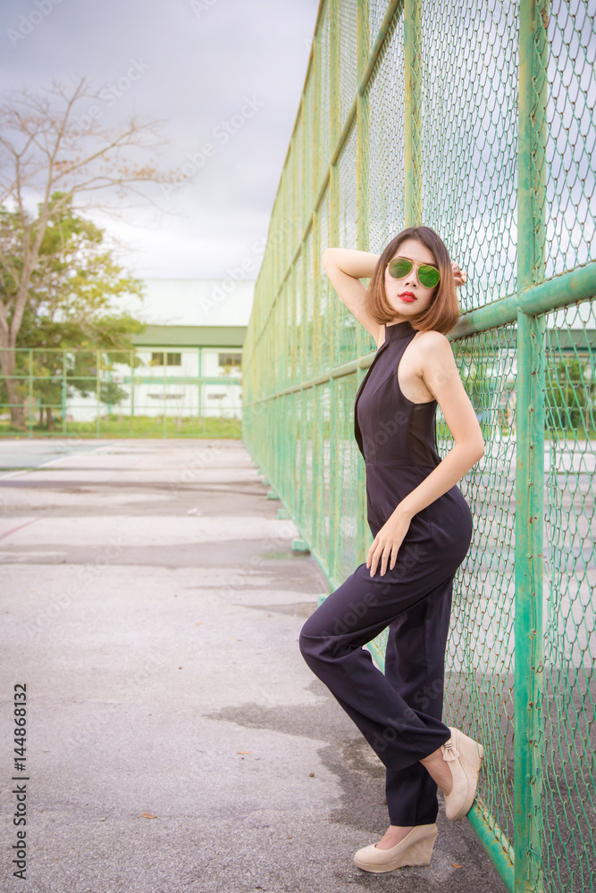 poses for instagram | Standing poses, Photography poses women, Fun model  poses-sonthuy.vn