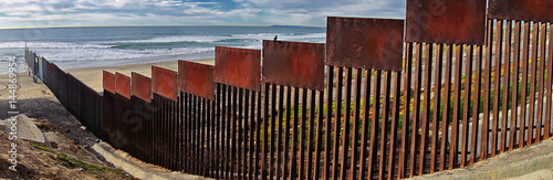Fotografie La Frontera/the Mexican American border wall near Tijuana Baja Califoirnia