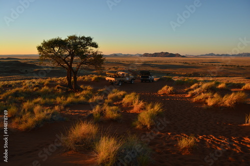 Jeeptour zu den versteinerten Dünen der Namib-Wüste in Namibia