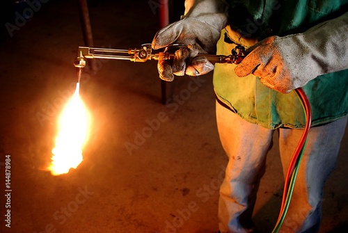 oxyacetylene flame adjustment