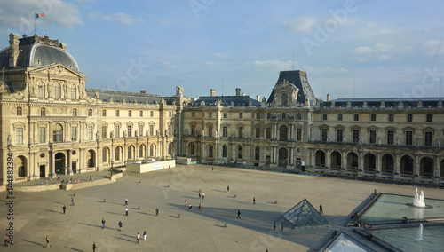 Fotografiet Sights of Paris. View of the Louvre.