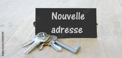 Fényképezés nouvelle adresse sur carton,concept