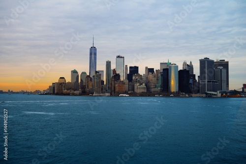 New York Skyline from Hudson River © Mathias Podstawka