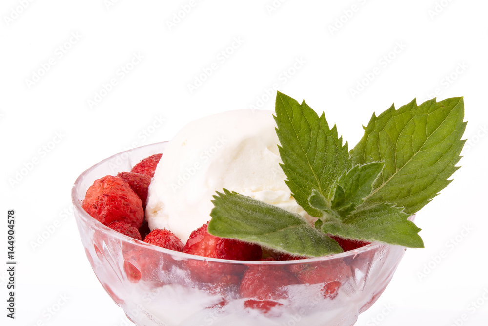 Ice-cream with fresh strawberries Ice-cream with fresh strawberries