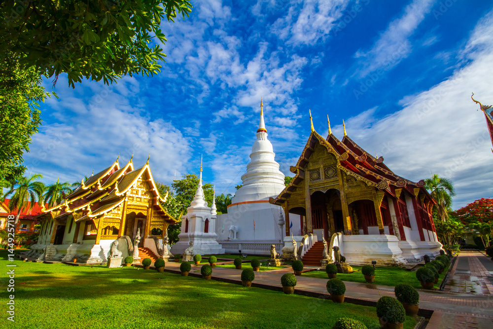 Fototapeta premium Phrasing Temple w prowincji Chiang Mai. jest to jedna z najsłynniejszych i najstarszych świątyń w północnej Tajlandii prowincji Chiang Mai.