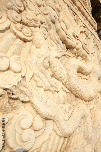 The ancient Chinese stone carving © zhengzaishanchu