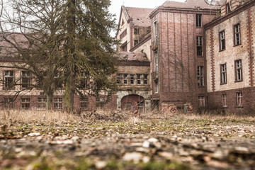 Wandcirkels Oud Ziekenhuis Beelitz Verlaten sanatorium nabij Berlijn  © Merlot Levert