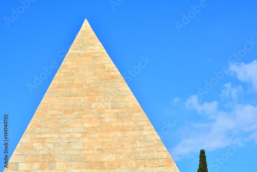 The pyramid in Rome and Memorial