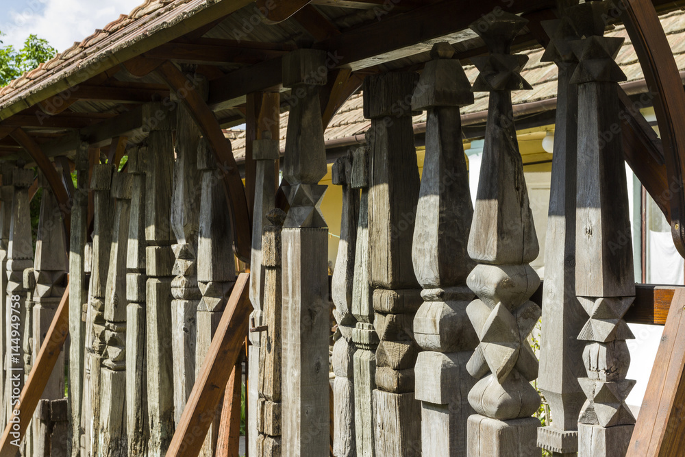 Obraz premium Traditional Hungarian carved wood piles